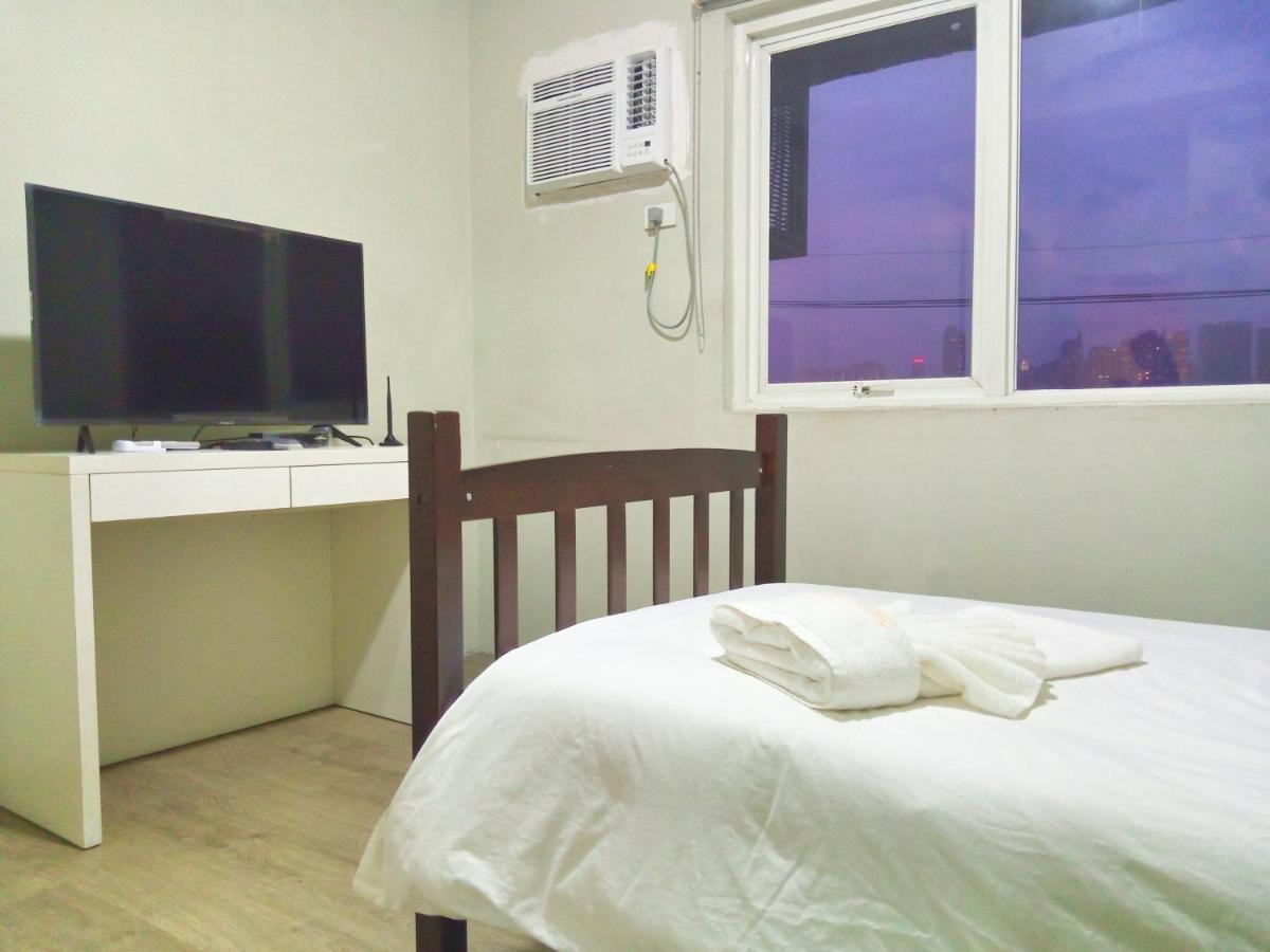 White Knight Hotel Saint Anne Manila Exterior foto